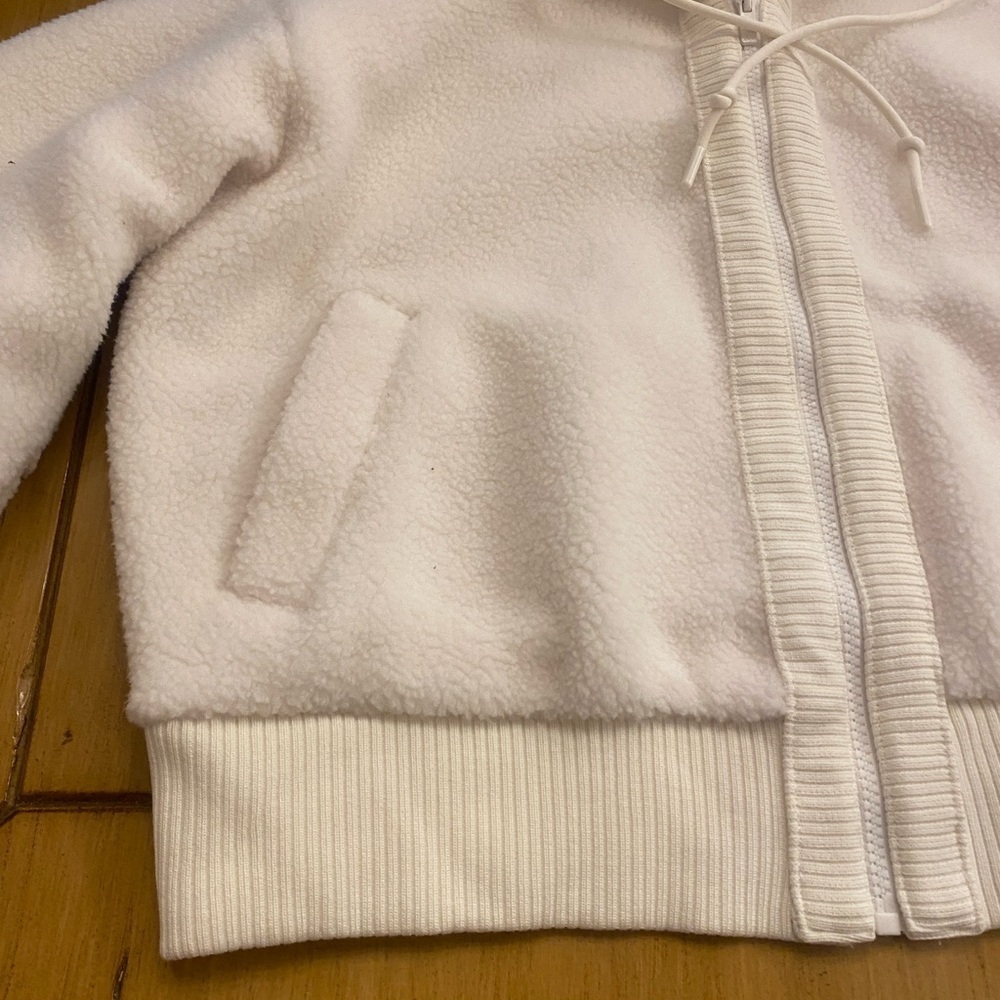 All in Motion Women’s White Fleece New Hooded Jacket size - Picture 7 of 13